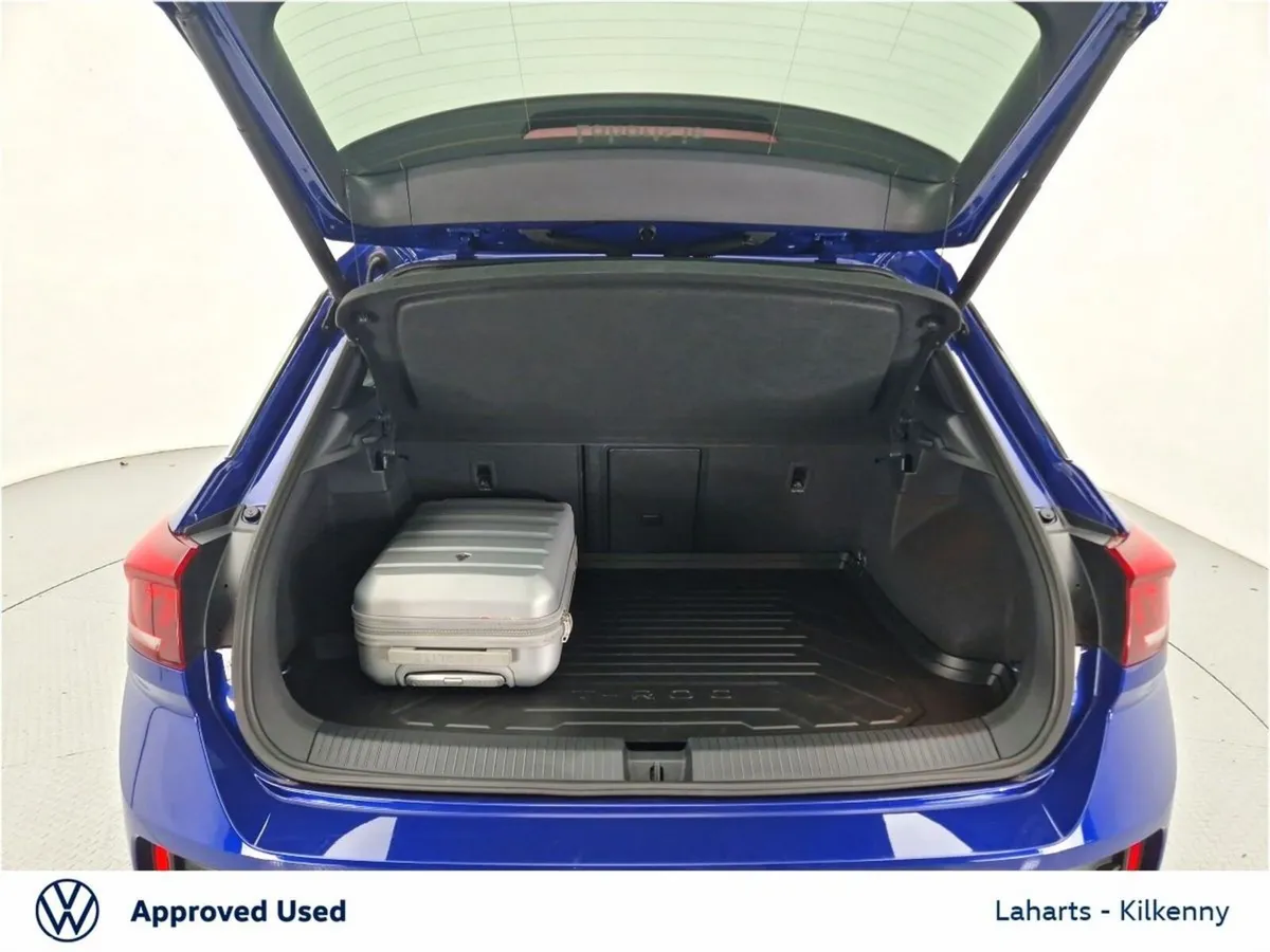 Volkswagen T-Roc SUV, Diesel, 2023, Blue