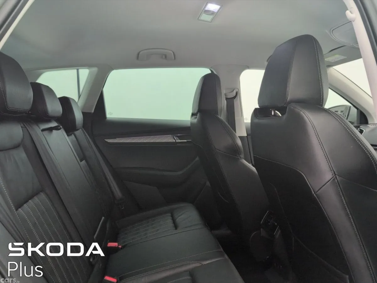 Skoda Karoq SUV, Petrol, 2024, Grey
