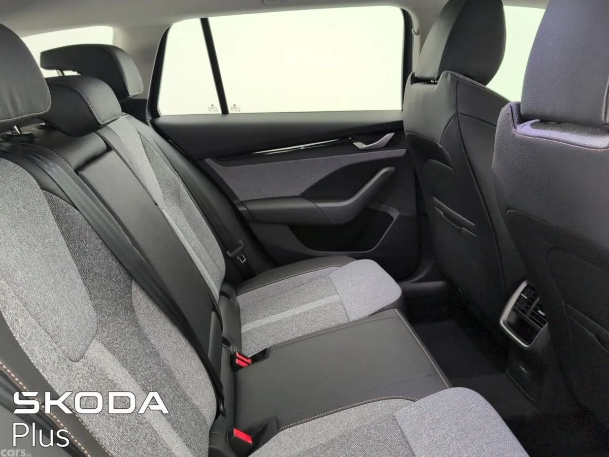Skoda Octavia Estate, Diesel, 2026, Grey