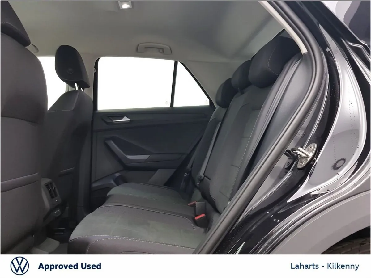 Volkswagen T-Roc SUV, Petrol, 2024, Black