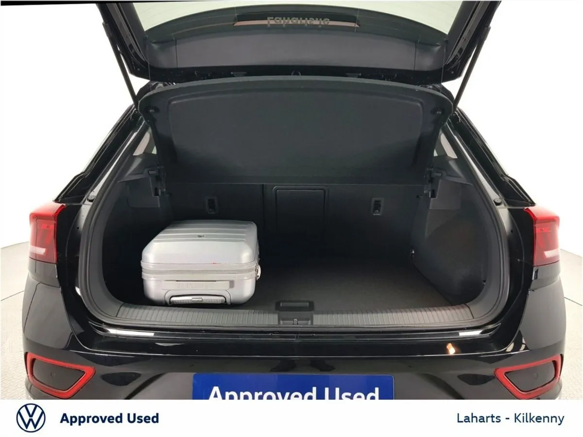 Volkswagen T-Roc SUV, Petrol, 2024, Black
