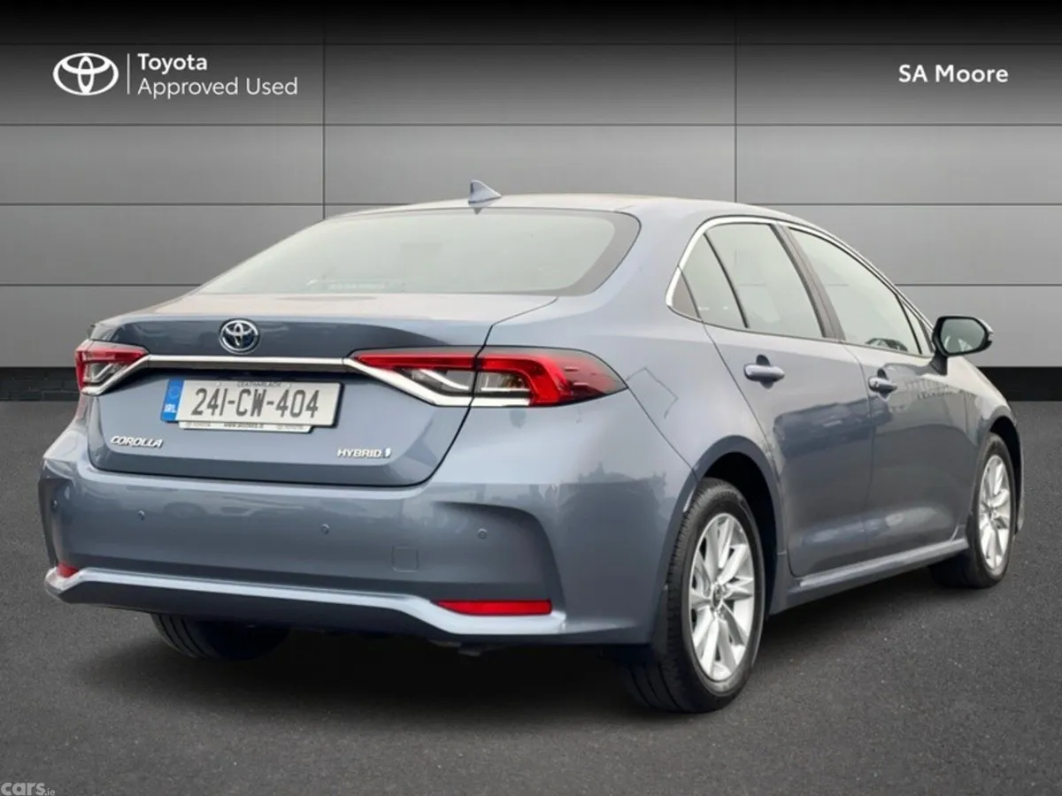 Toyota Corolla Saloon, Petrol Hybrid, 2024, Grey
