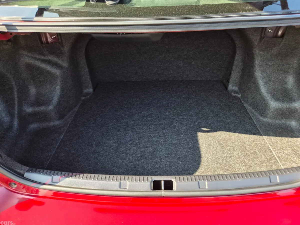 Toyota Corolla Saloon, Petrol Hybrid, 2018, Red