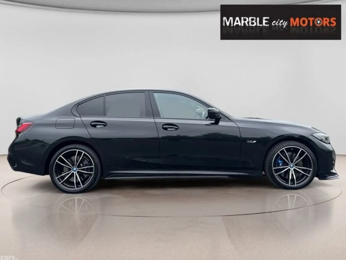 BMW 3-Series Saloon, Petrol Plug-in Hybrid, 2022, Black