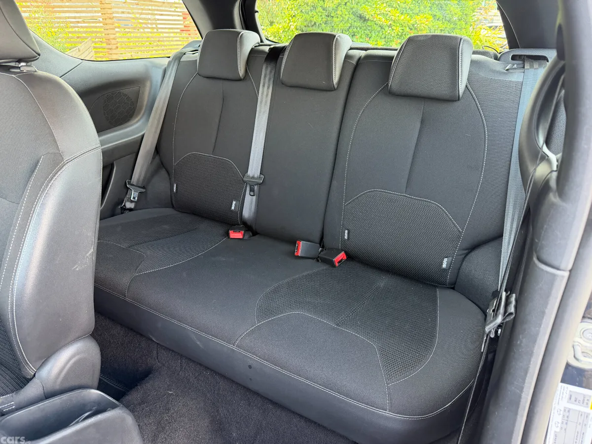 Citroen DS 3 Hatchback, Petrol, 2017, Black