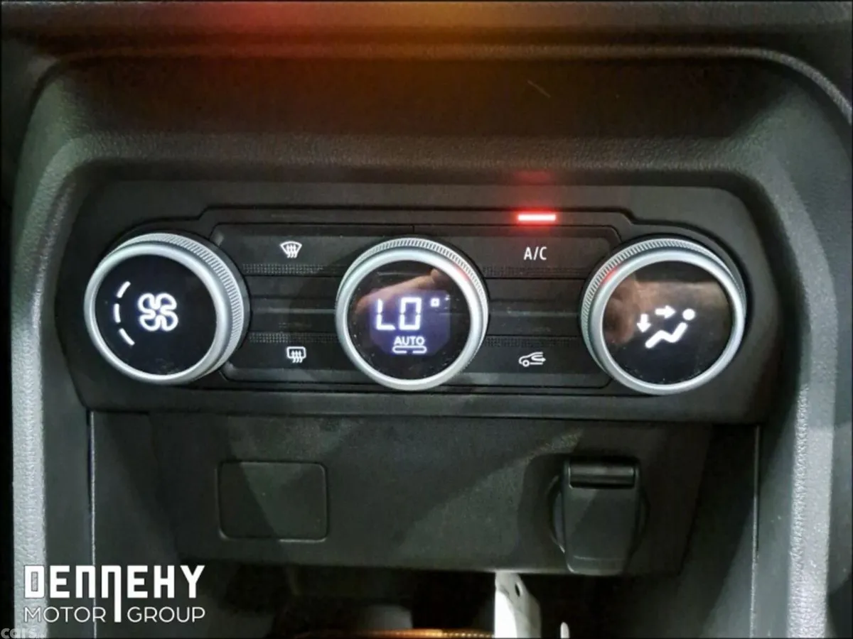 Dacia Jogger MPV, Petrol, 2024, Grey