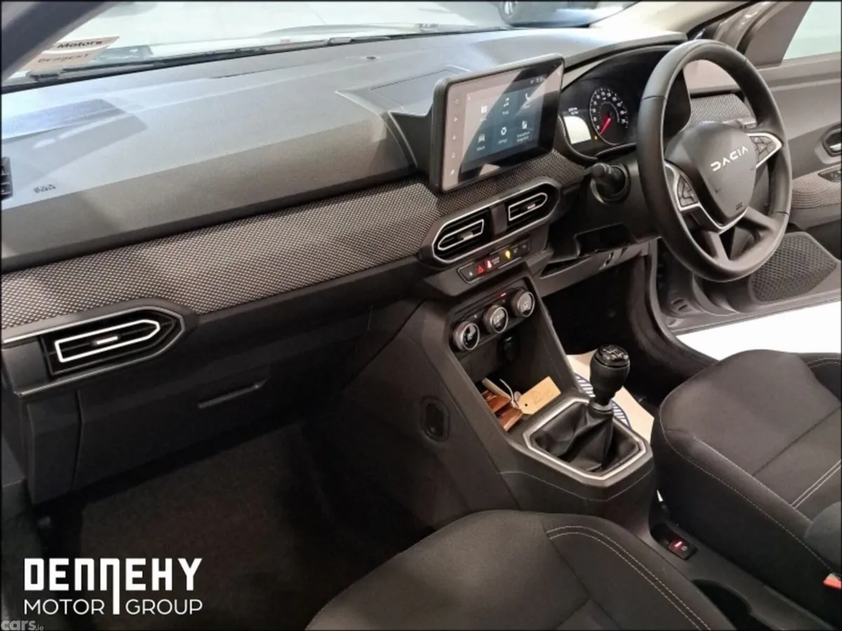Dacia Jogger MPV, Petrol, 2024, Grey