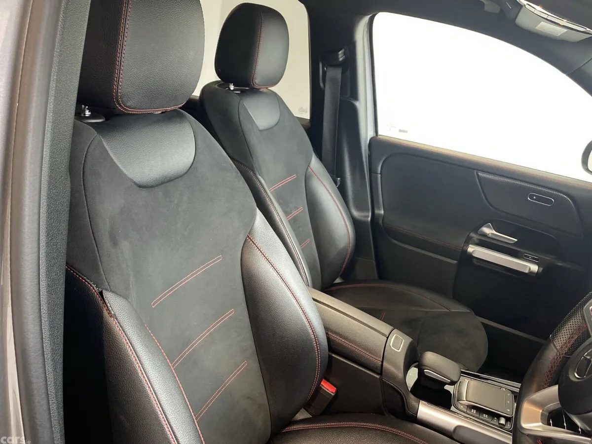 Mercedes-Benz GLB SUV, Petrol, 2023, Grey