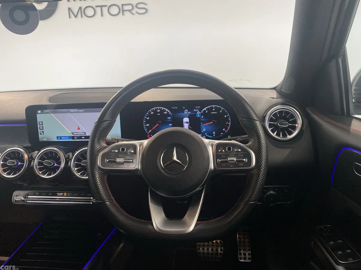 Mercedes-Benz GLB SUV, Petrol, 2023, Grey