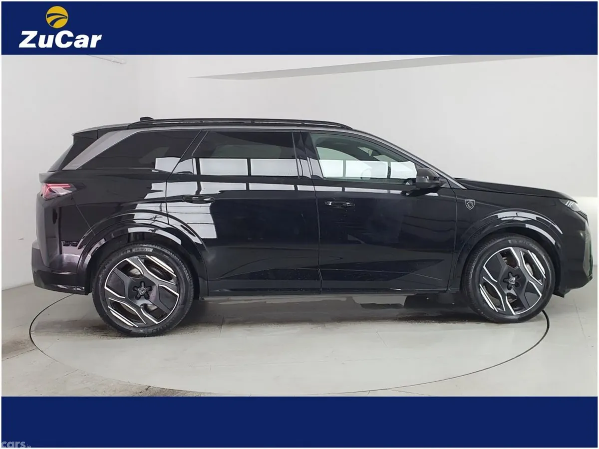 Peugeot 5008 SUV, Electric, 2025, Black