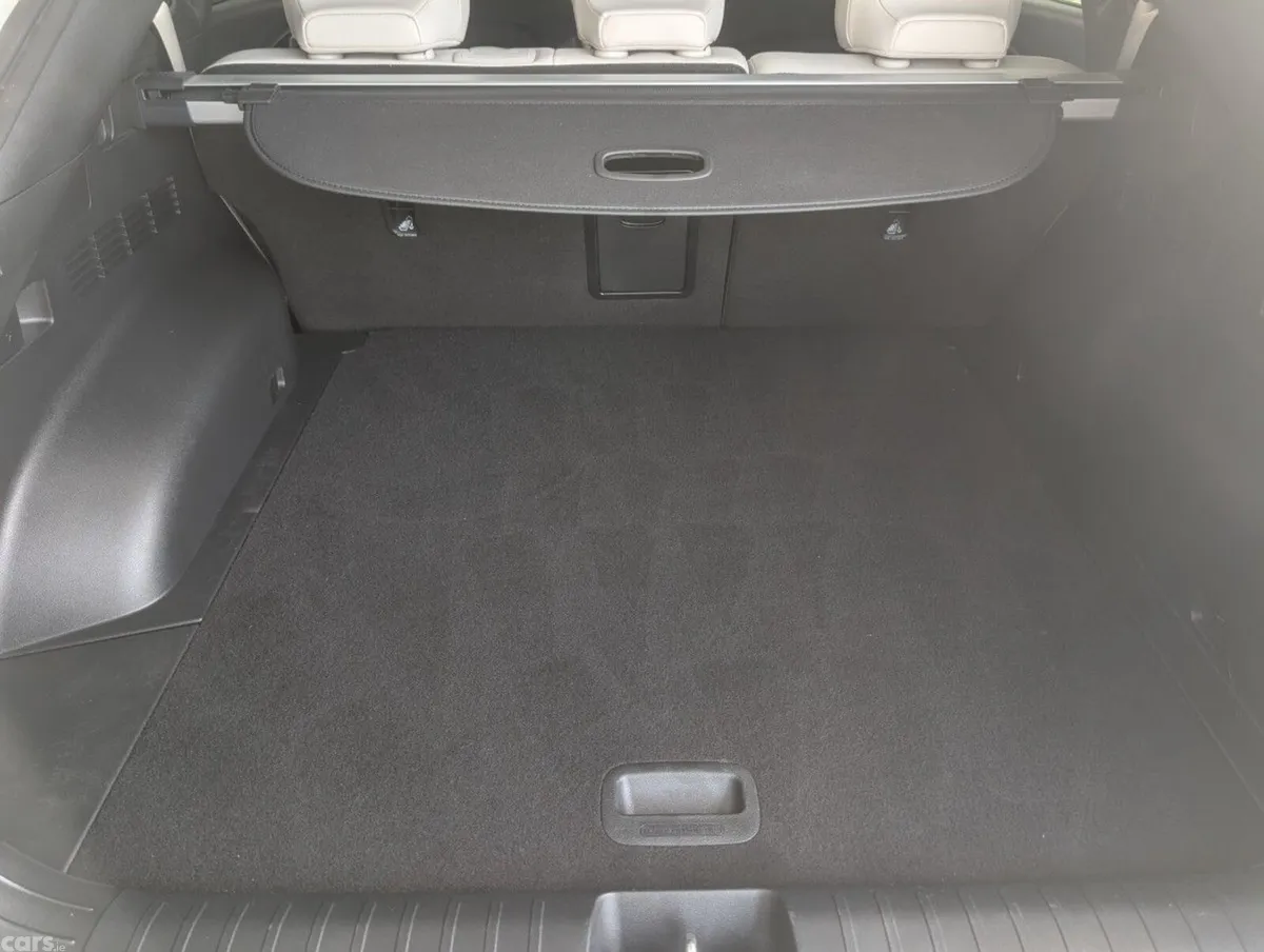 Kia EV6 MPV, Electric, 2025, White