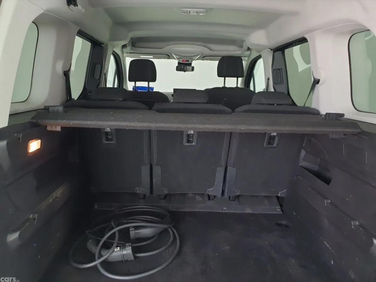 Peugeot Rifter MPV, Electric, 2025, Black