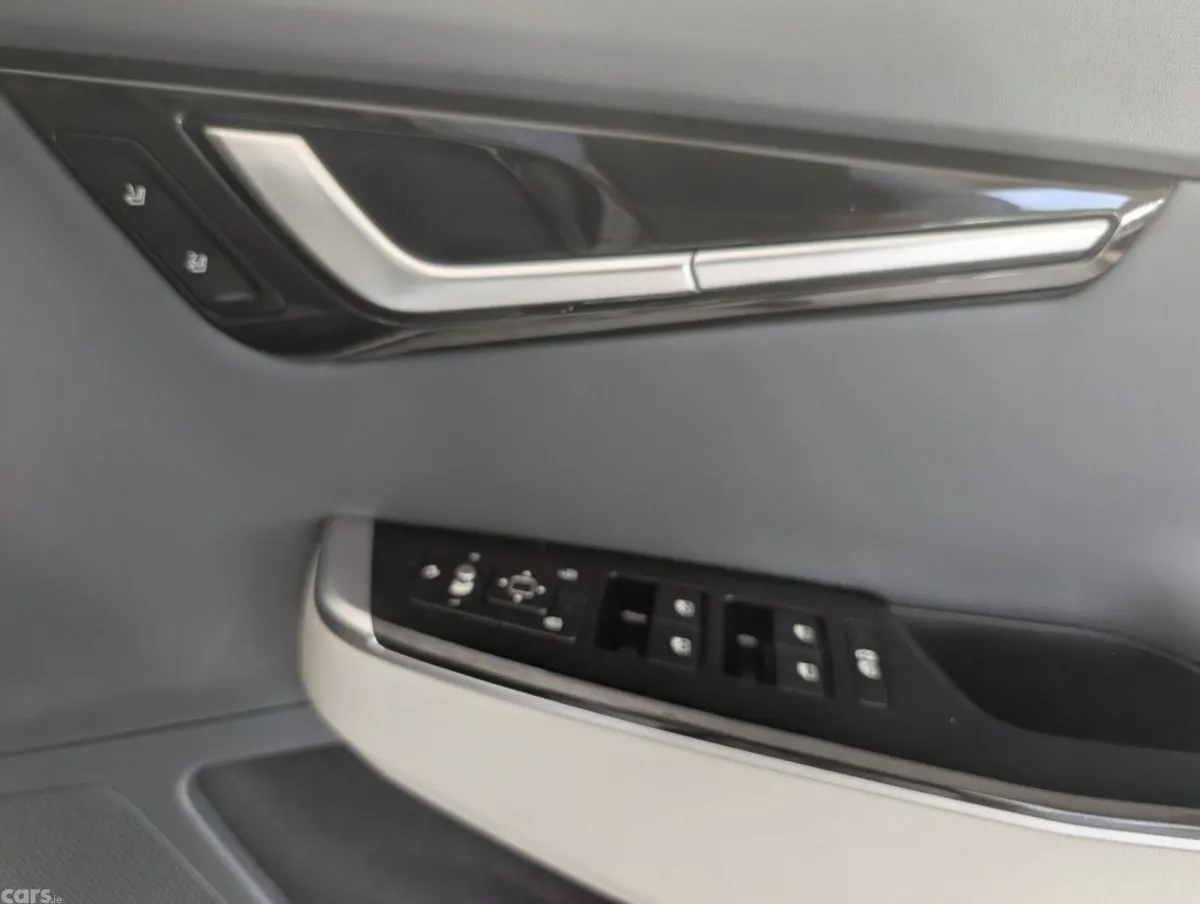 Kia EV6 MPV, Electric, 2025, White