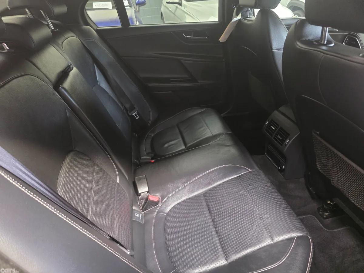 Jaguar XE Saloon, Diesel, 2018, Black
