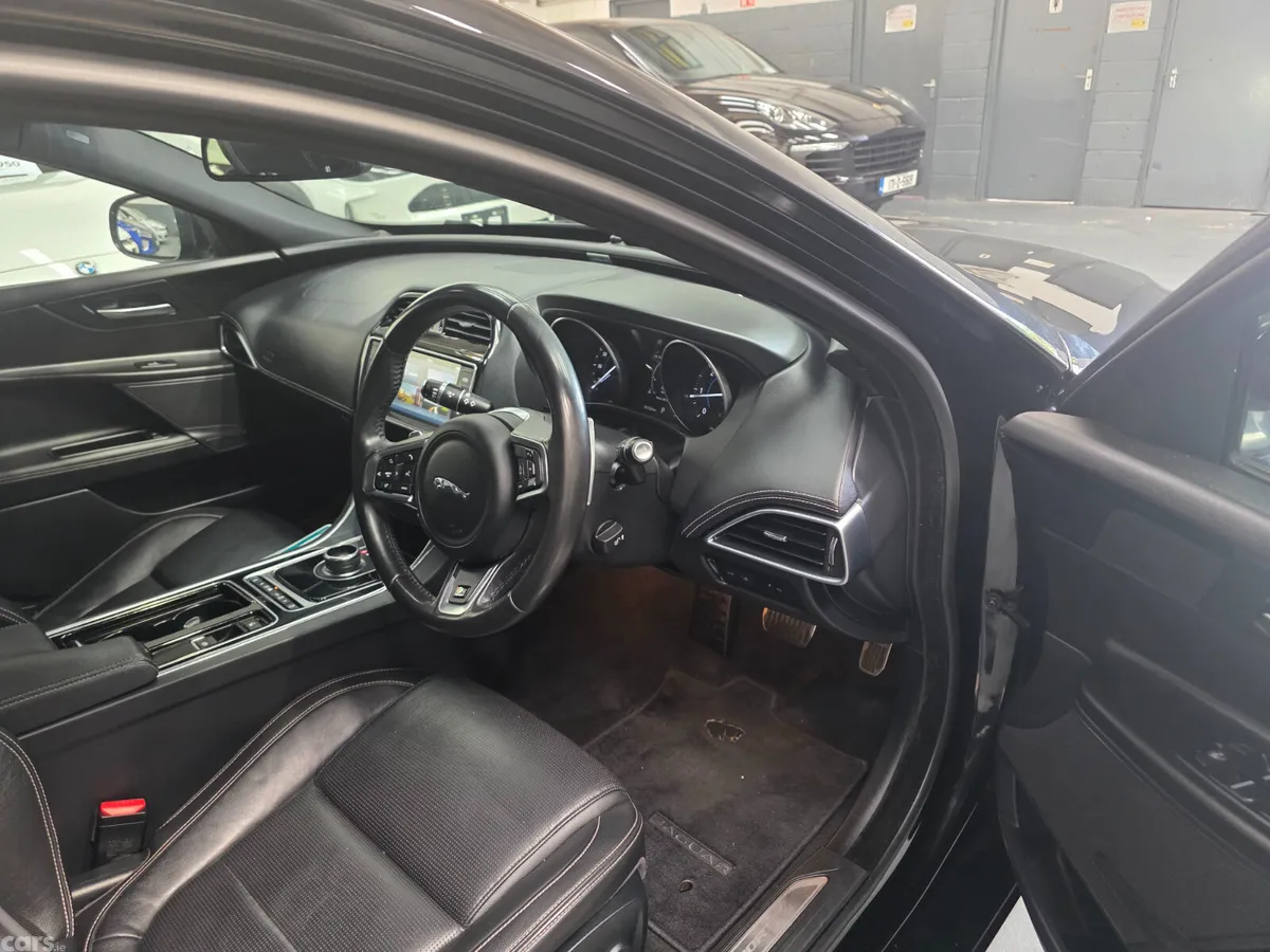 Jaguar XE Saloon, Diesel, 2018, Black