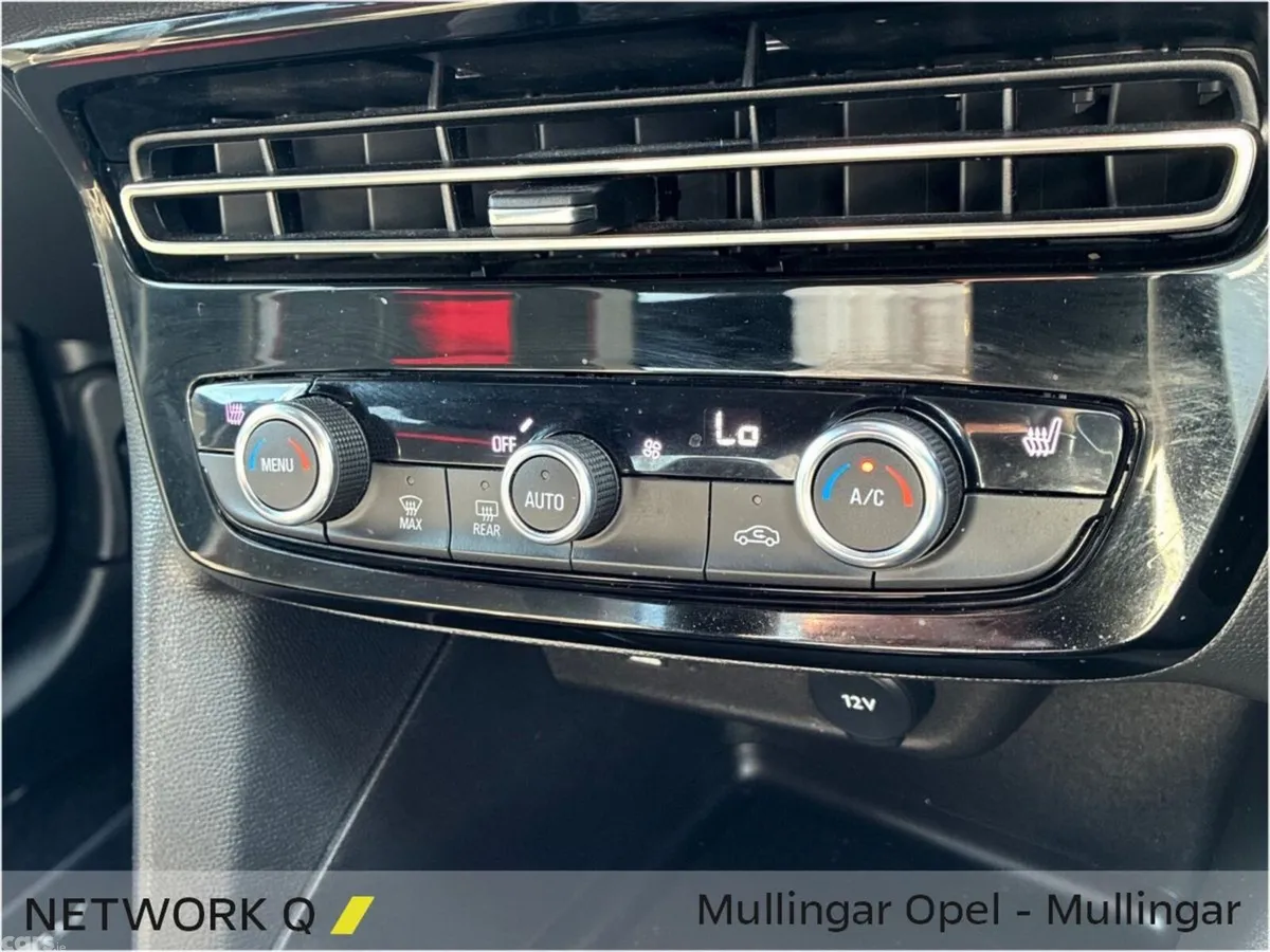 Opel Mokka SUV, Petrol, 2023, Blue