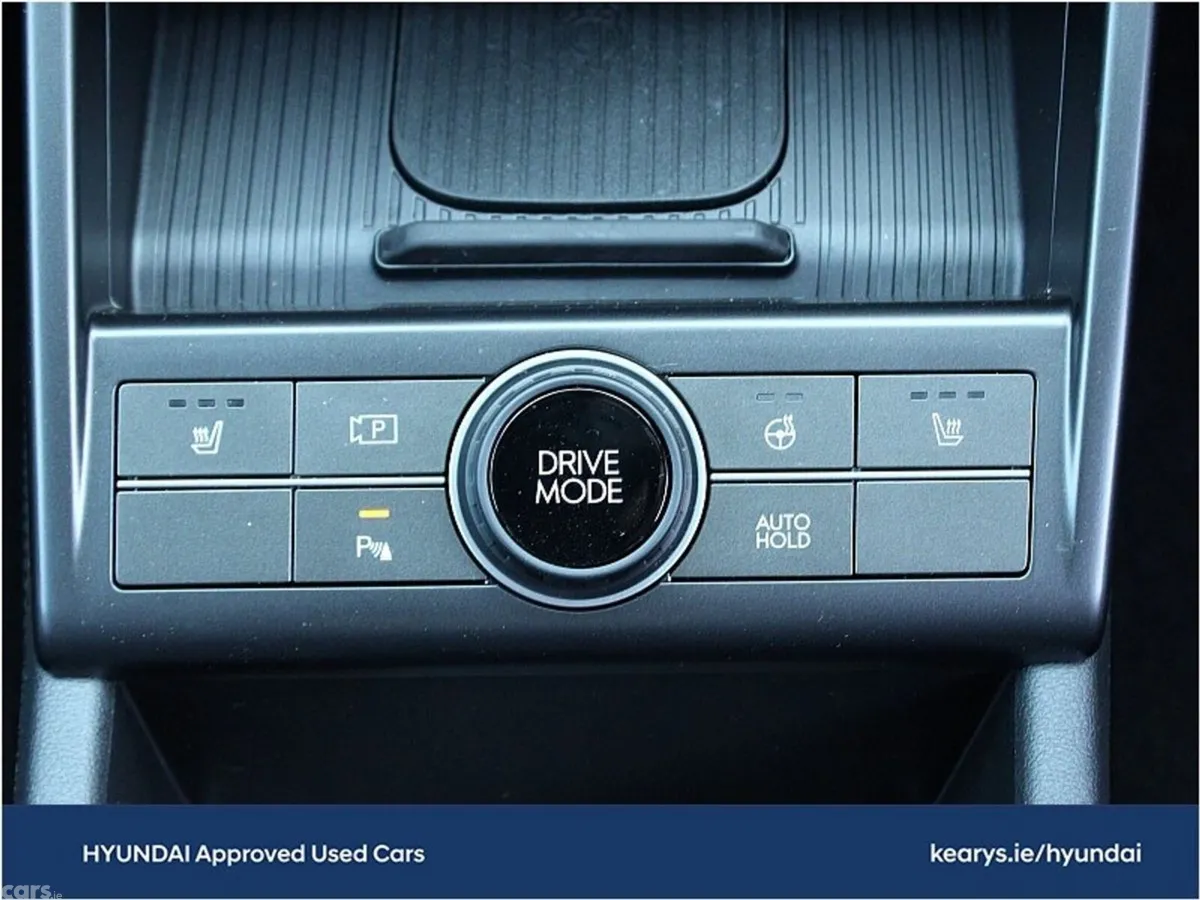 Hyundai KONA MPV, Petrol Hybrid, 2024, Red