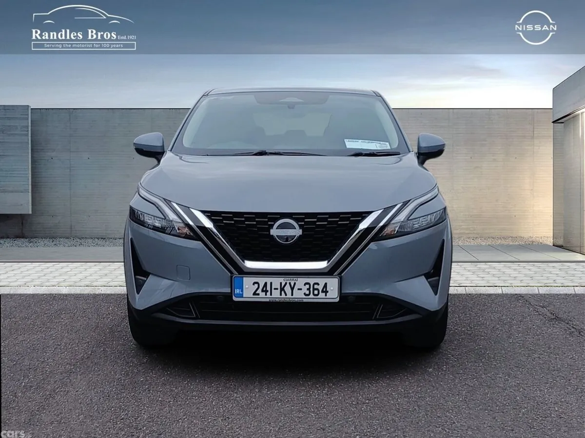 Nissan Qashqai MPV, Petrol, 2024, Grey