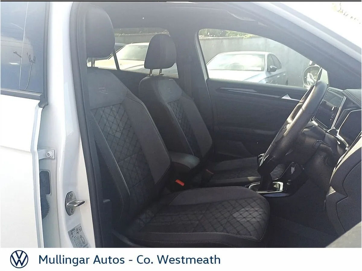 Volkswagen T-Roc SUV, Petrol, 2023, White