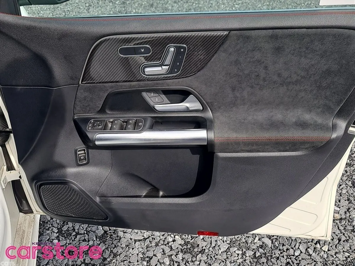 Mercedes-Benz B-Class Hatchback, Petrol, 2022, White