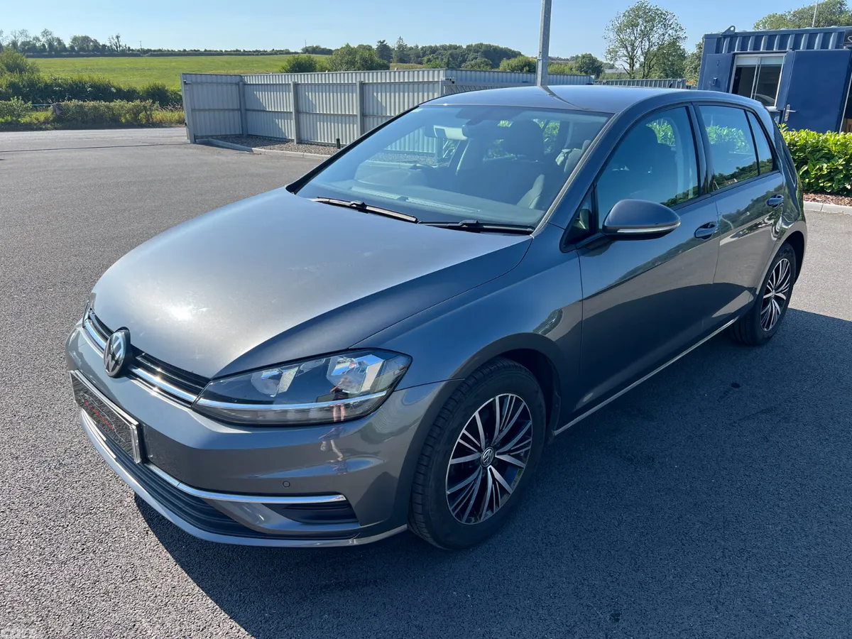 Volkswagen Golf Hatchback, Diesel, 2017, Grey