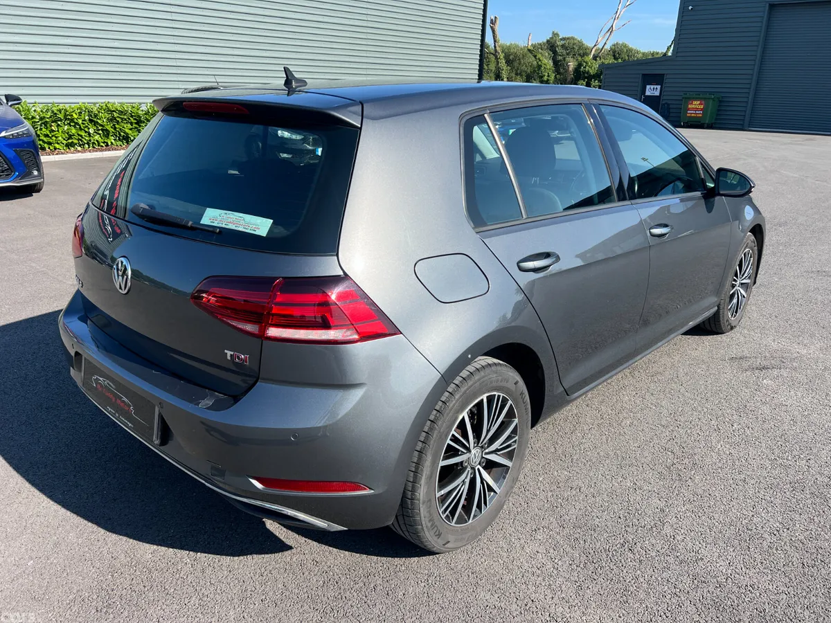 Volkswagen Golf Hatchback, Diesel, 2017, Grey