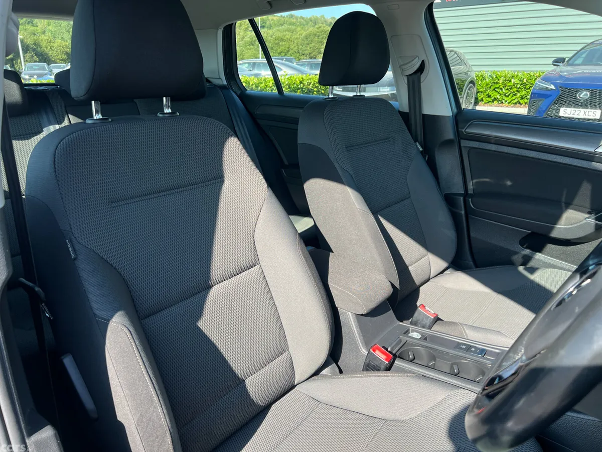 Volkswagen Golf Hatchback, Diesel, 2017, Grey