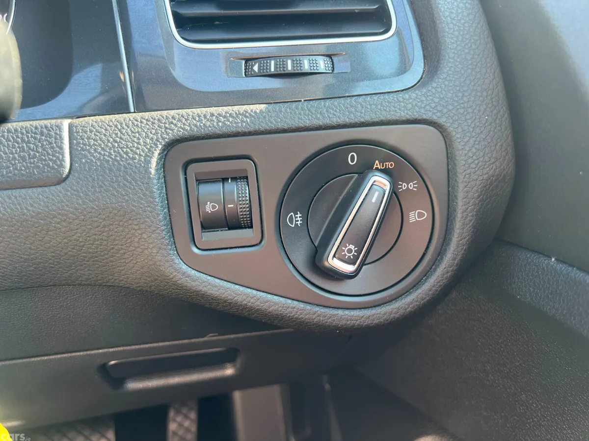 Volkswagen Golf Hatchback, Diesel, 2017, Grey