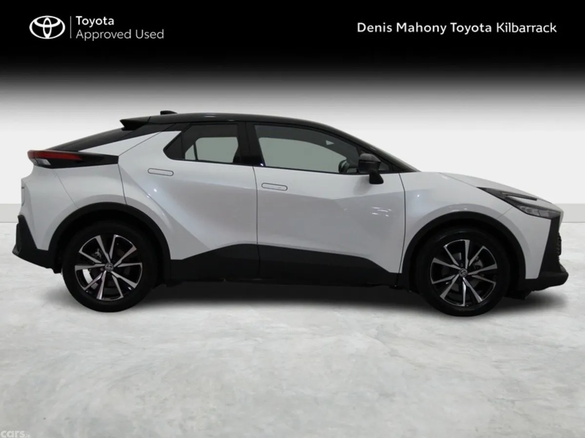 Toyota C-HR SUV, Petrol Hybrid, 2026, White