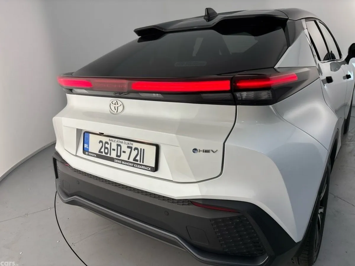 Toyota C-HR SUV, Petrol Hybrid, 2026, White