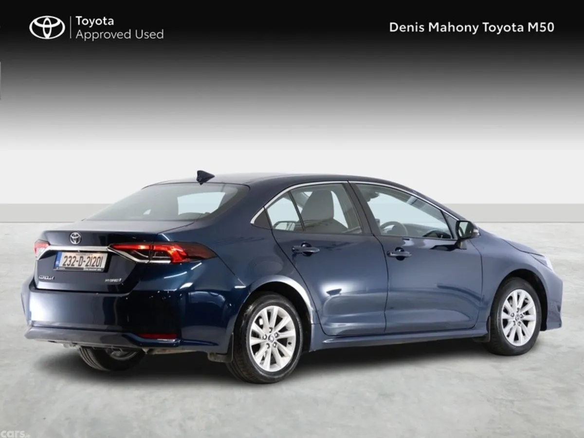 Toyota Corolla Saloon, Petrol Hybrid, 2023, Blue