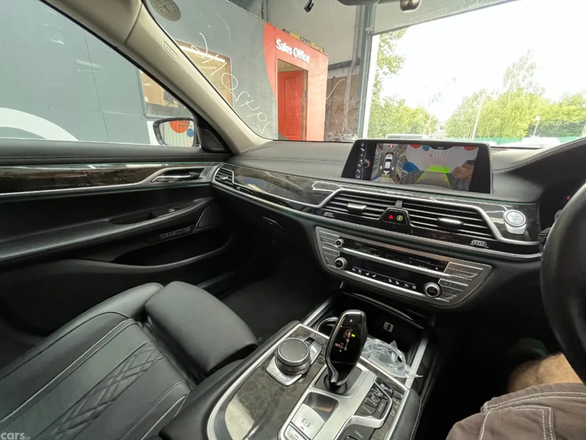 BMW 7-Series Saloon, Petrol Plug-in Hybrid, 2016, White