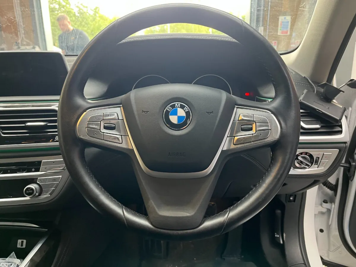 BMW 7-Series Saloon, Petrol Plug-in Hybrid, 2016, White