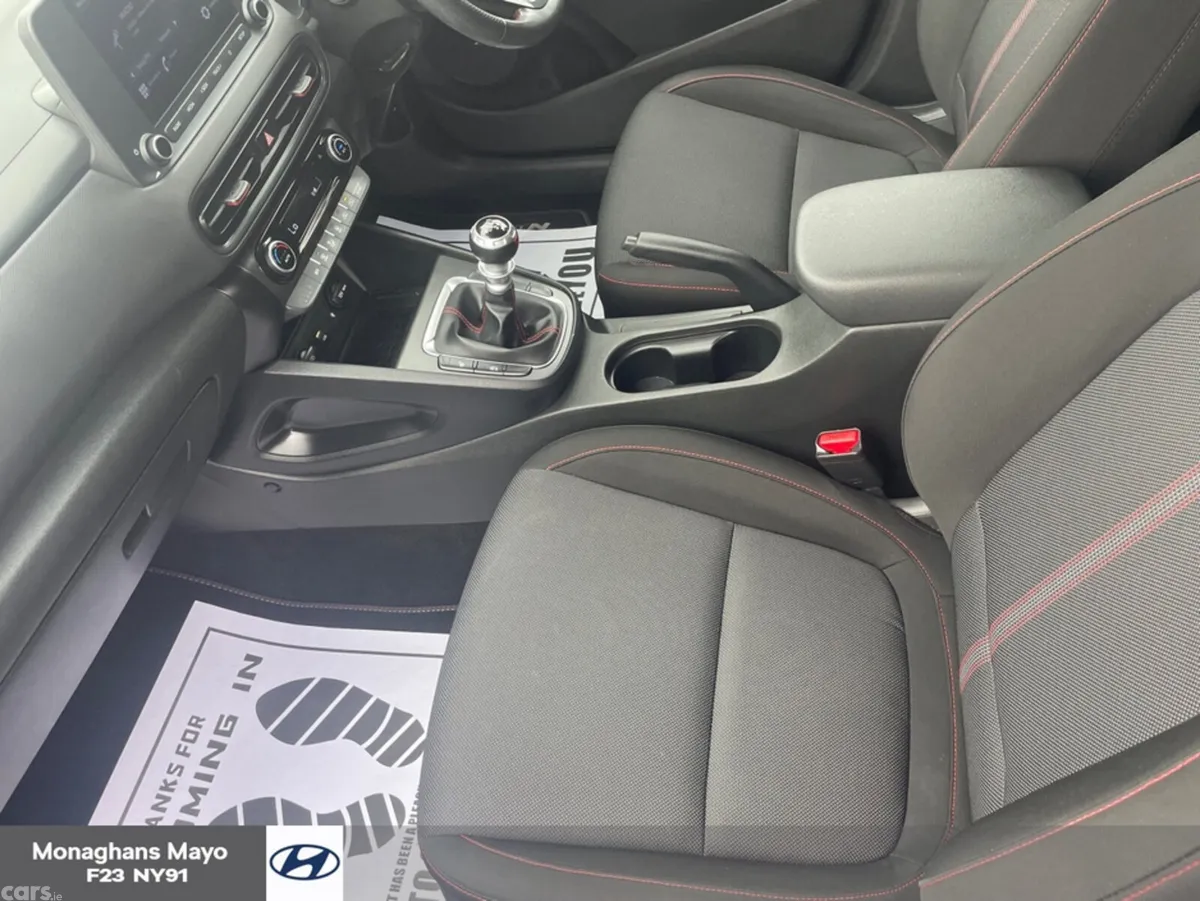 Hyundai KONA MPV, Petrol, 2022, Black