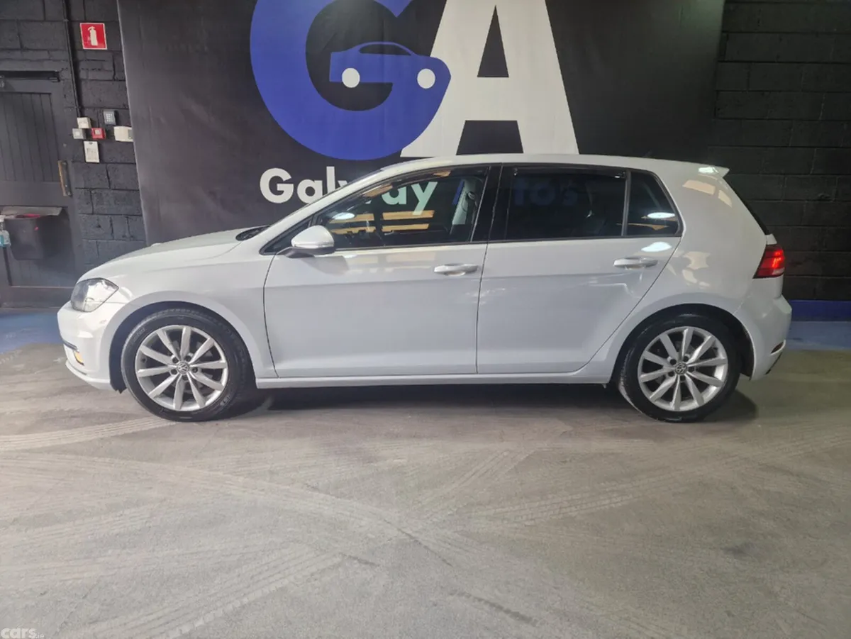 Volkswagen Golf Hatchback, Diesel, 2017, Silver