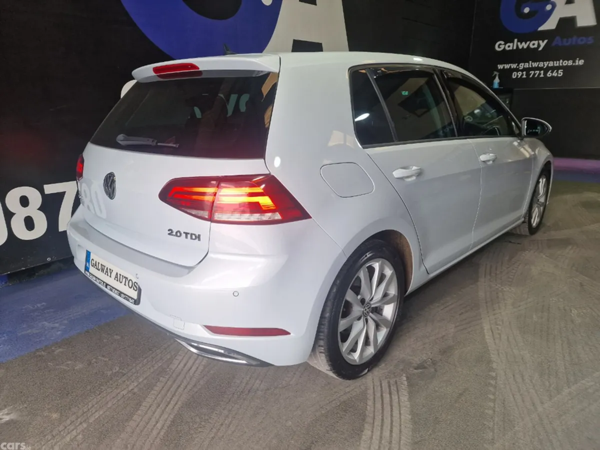Volkswagen Golf Hatchback, Diesel, 2017, Silver