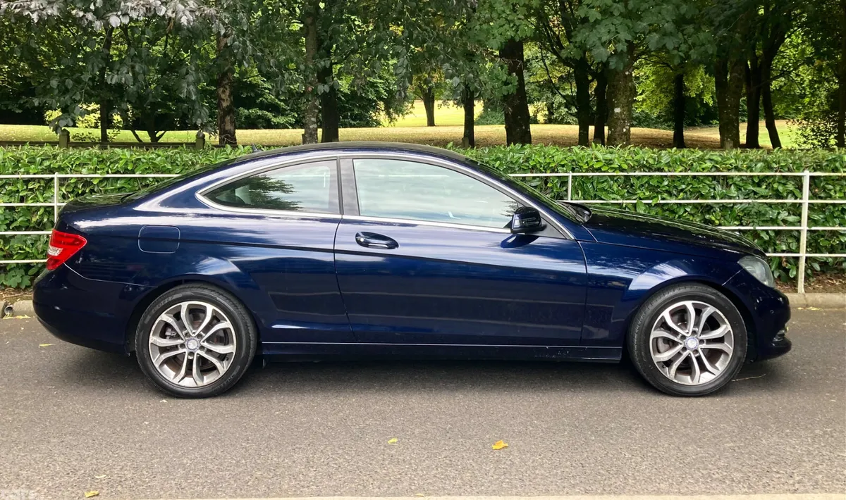 Mercedes-Benz C-Class Coupe, Diesel, 2013, Blue
