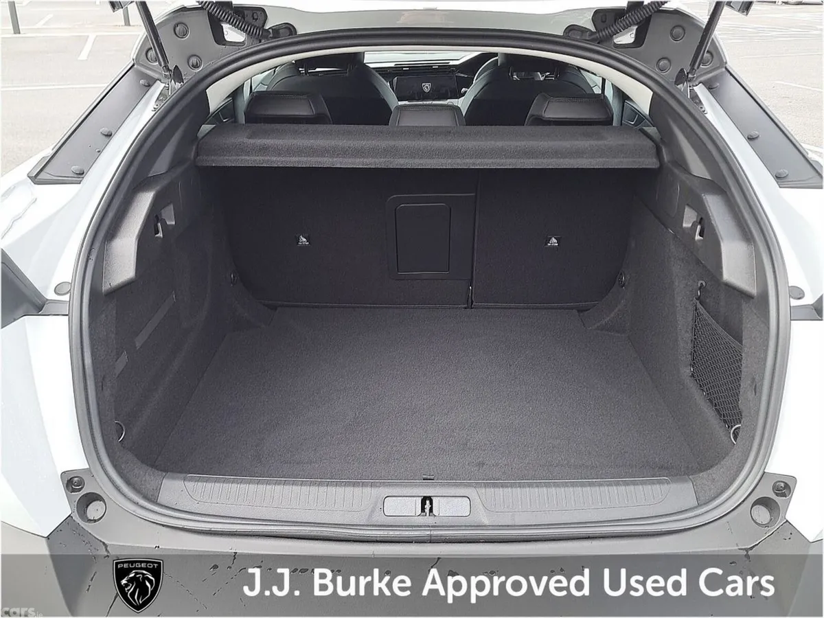 Peugeot 408 Hatchback, Petrol, 2026, White