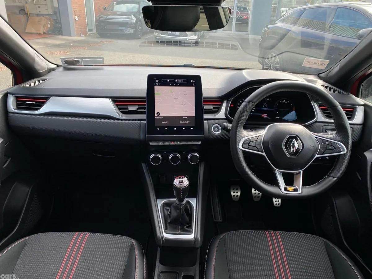 Renault Captur Hatchback, Petrol, 2023, Red