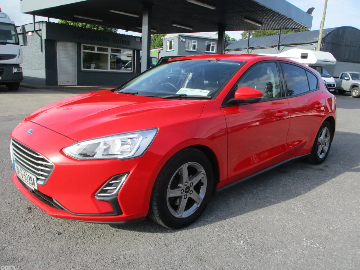 Ford Focus Hatchback, Diesel, 2019, Red