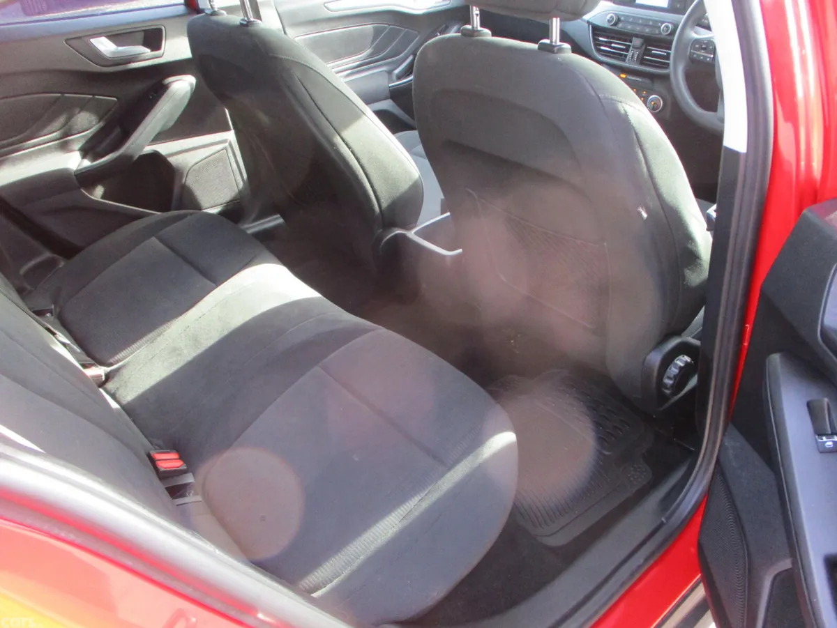 Ford Focus Hatchback, Diesel, 2019, Red