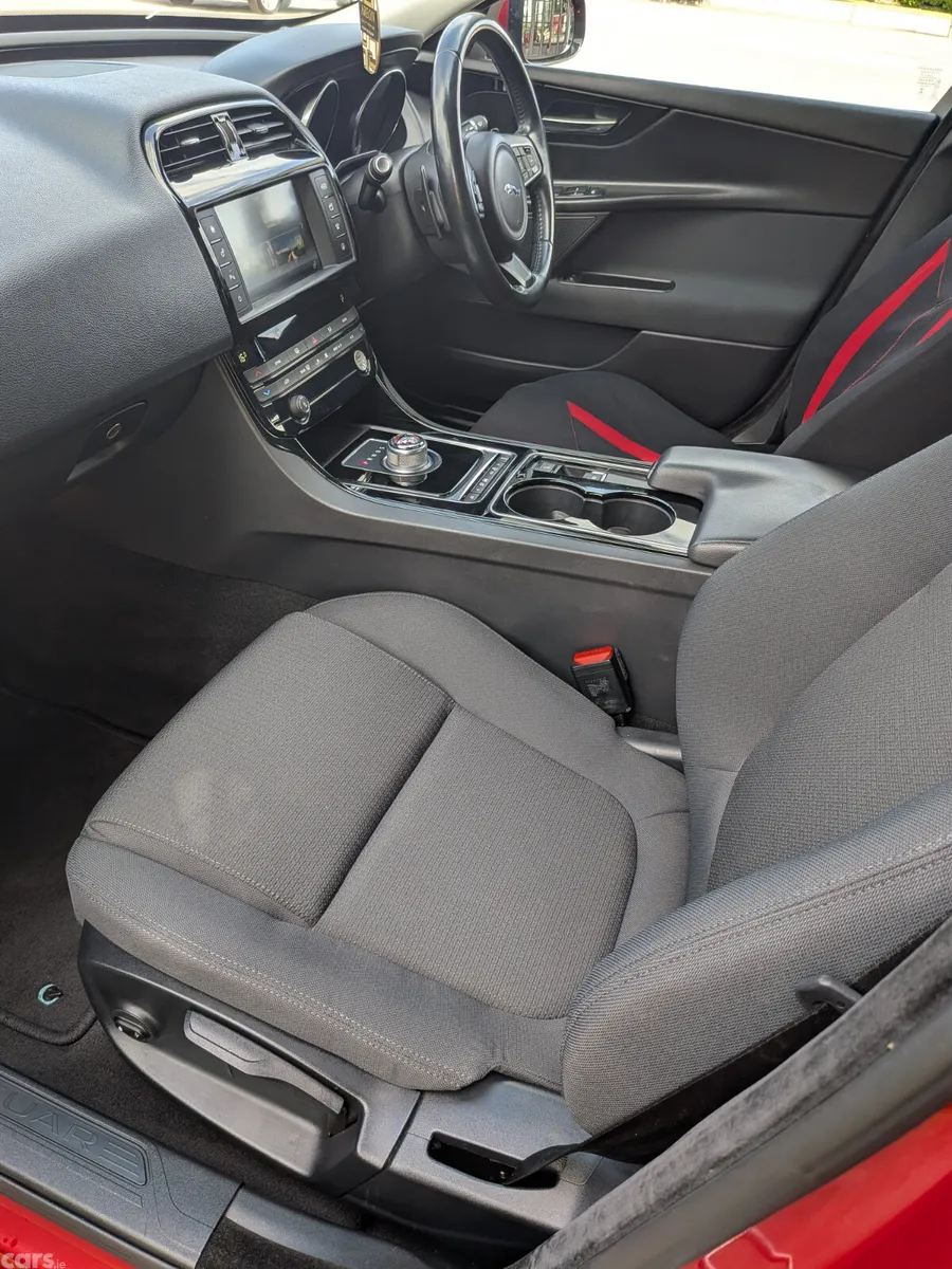 Jaguar XE Saloon, Diesel, 2015, Red