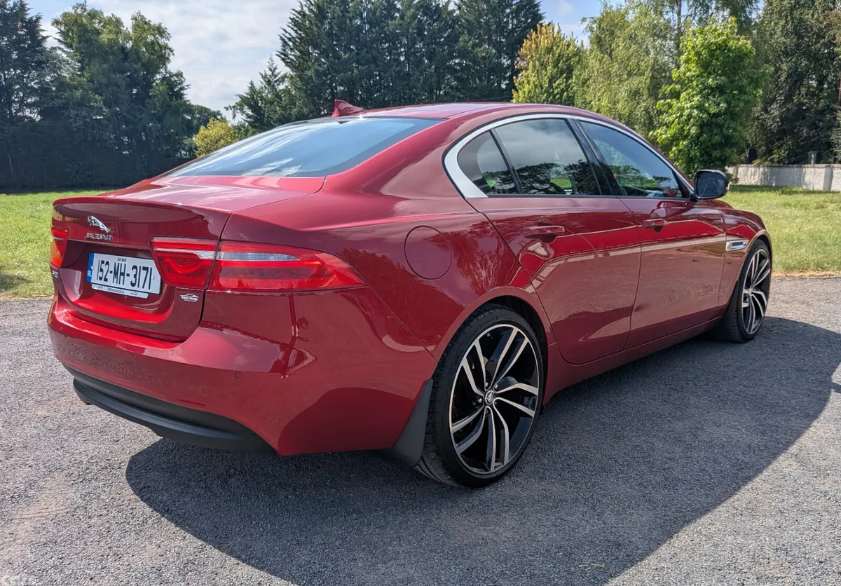 Jaguar XE Saloon, Diesel, 2015, Red