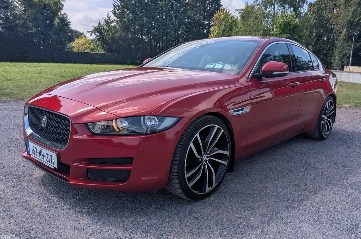 Jaguar XE Saloon, Diesel, 2015, Red