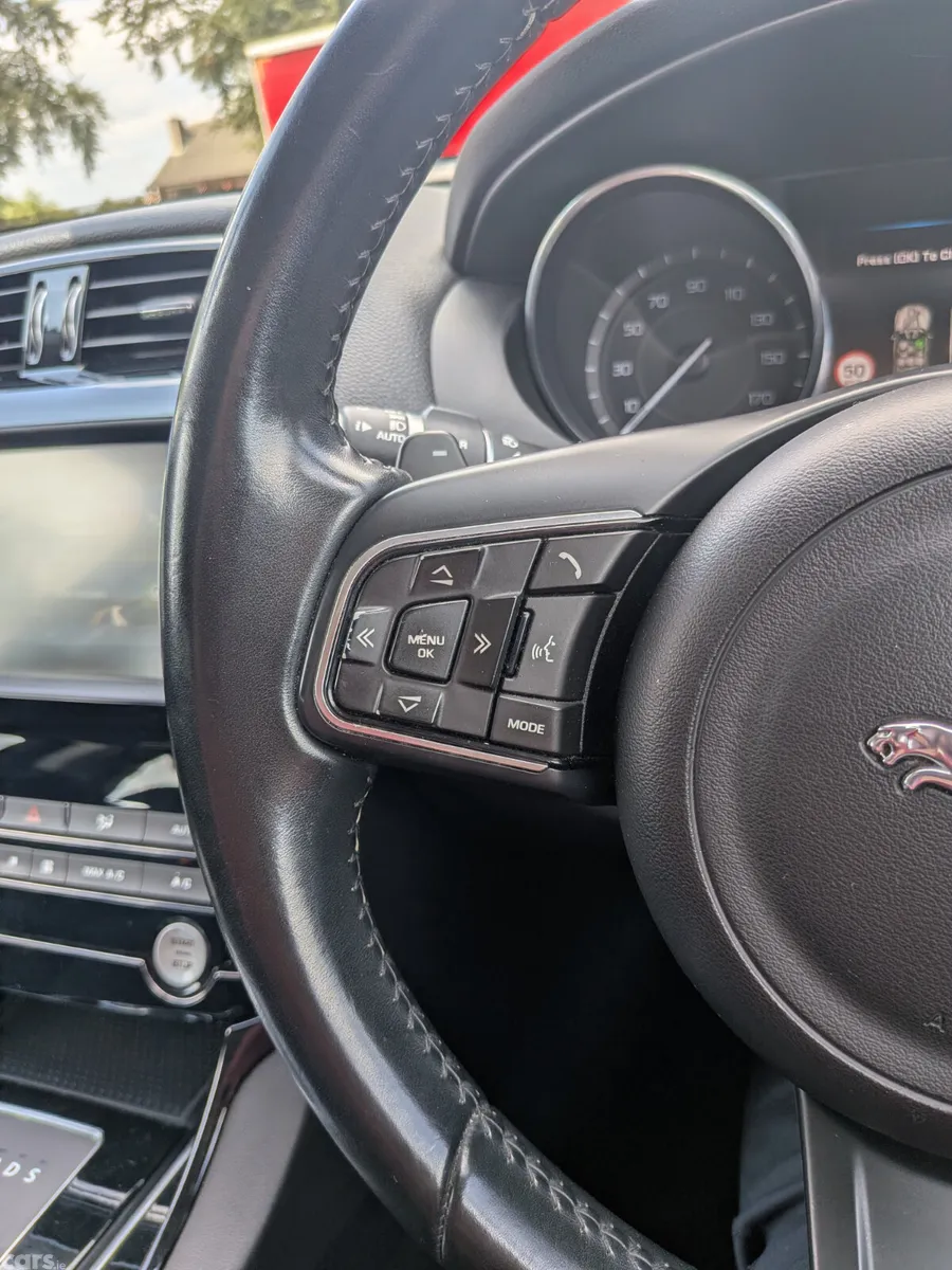 Jaguar XE Saloon, Diesel, 2015, Red