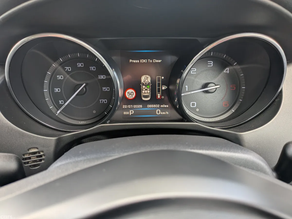 Jaguar XE Saloon, Diesel, 2015, Red