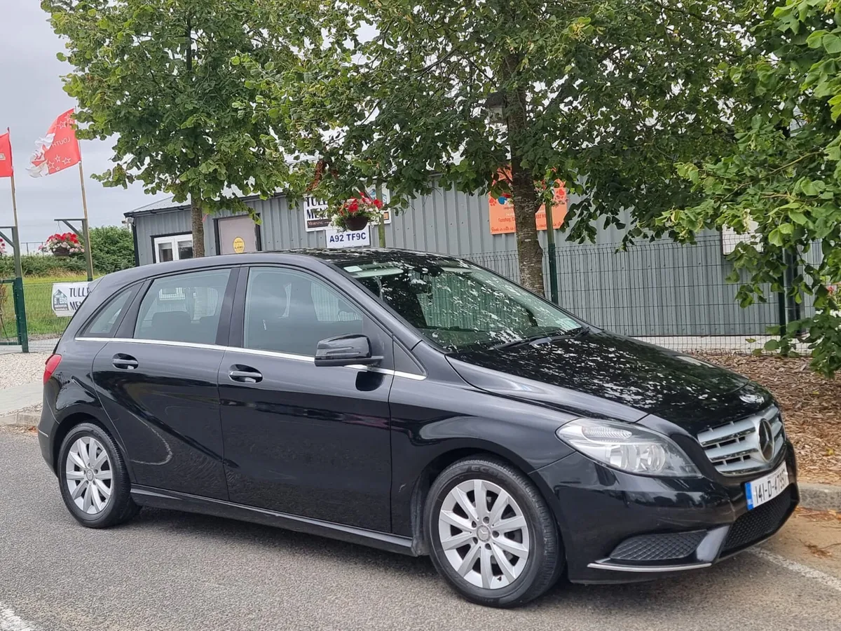 Mercedes-Benz B-Class MPV, Petrol, 2014, Black