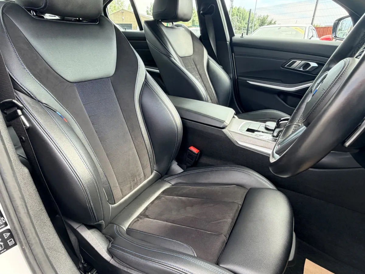 BMW 3-Series Saloon, Diesel, 2019, White