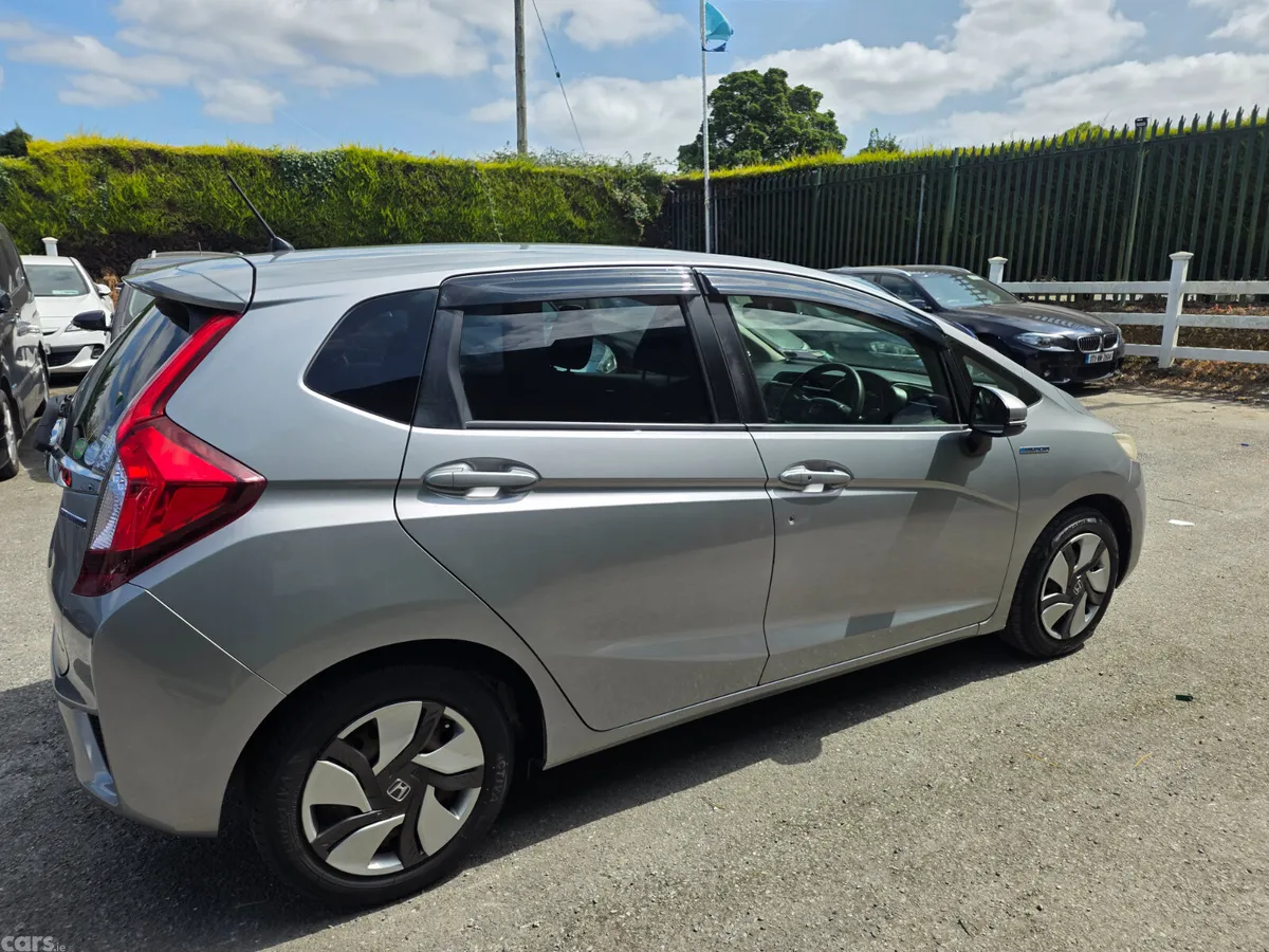 Honda Fit Hatchback, Petrol Hybrid, 2014, Grey