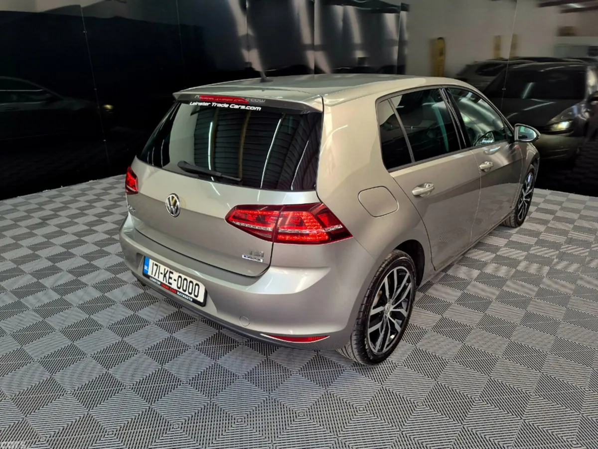 Volkswagen Golf Hatchback, Petrol, 2017, Grey